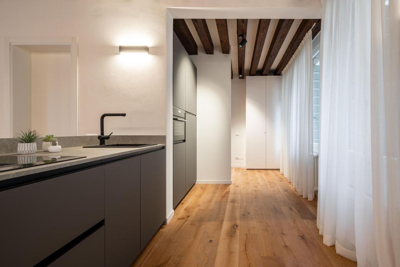 Sant'Angelo Apartment By Wonderful Italy 베니스 외부 사진