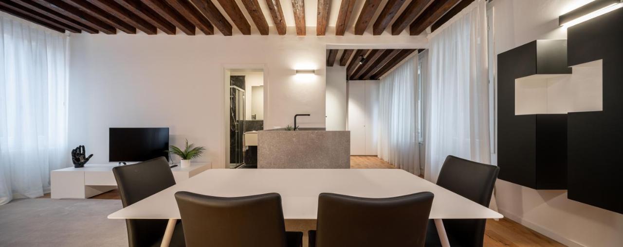 Sant'Angelo Apartment By Wonderful Italy 베니스 외부 사진